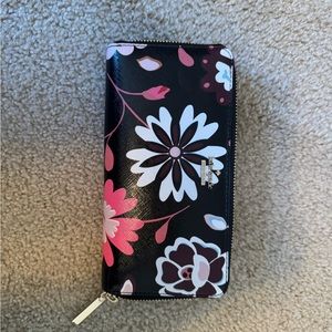 Kate Spade Zip Around Wallet